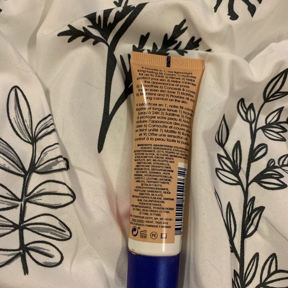 RIMMEL LONDON LIGHT MEDIUM BB CREAM NEVER USED - Picture 2 of 2